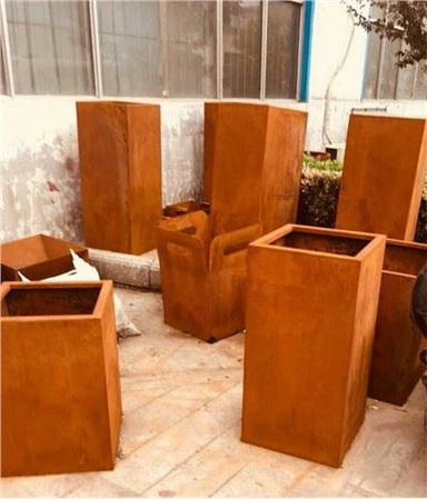 עציץ מגדל - קורטן פלדה