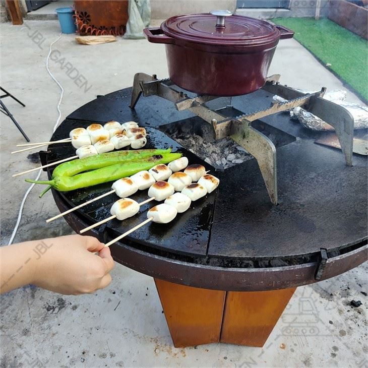 Outdoor Kitchen With Charcoal Bbq